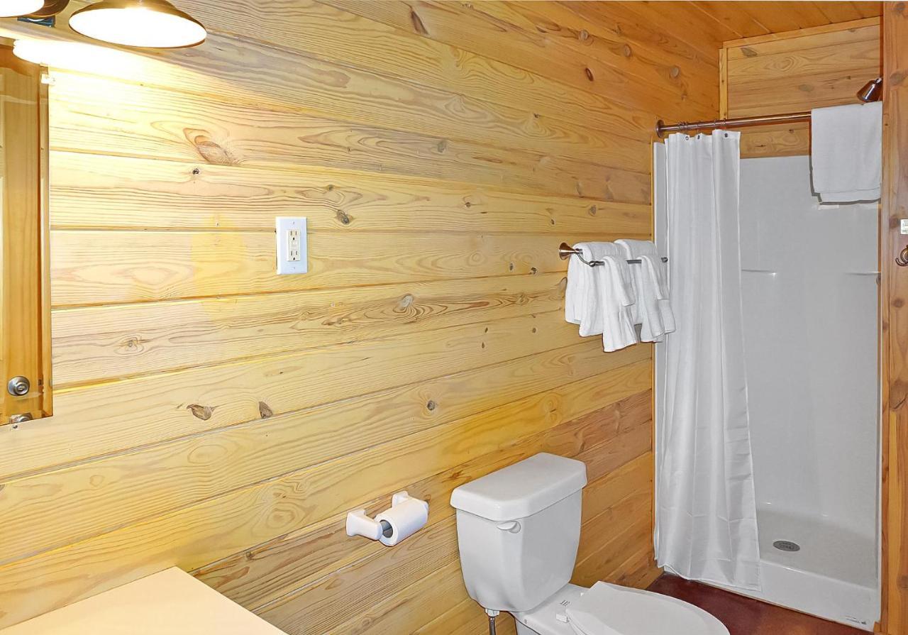 Wimberley Log Cabins Resort And Suites- Unit 6 Экстерьер фото