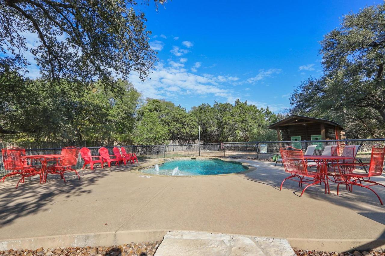Wimberley Log Cabins Resort And Suites- Unit 6 Экстерьер фото